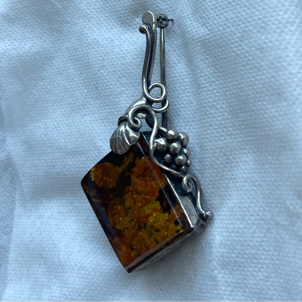 Vintage Sterling Silver and Baltic Amber Pin